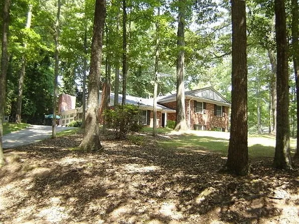 21 Parks Ave, Newnan, GA 30263