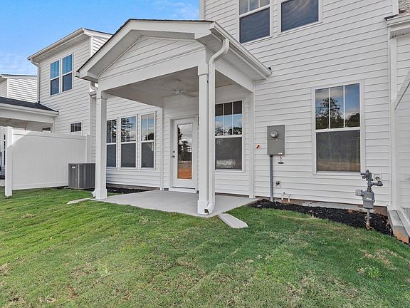 5th image of 1632 Chelmsford Ct