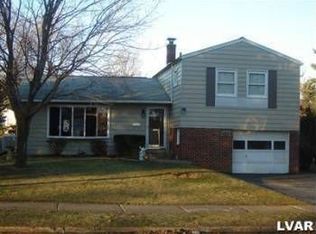 1941 Hopewell Rd, Bethlehem, PA 18017