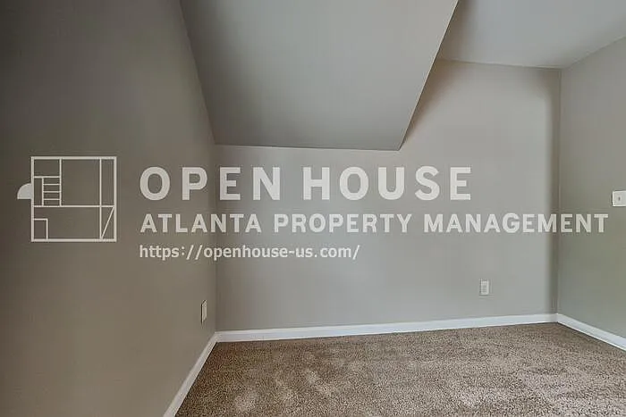 3947 Rosebud Park Dr — Photo 20