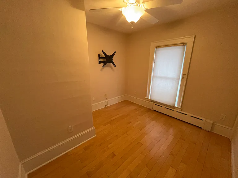 151 Eagle St — Photo 22
