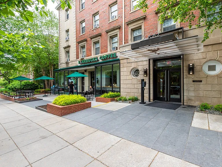 Starbucks at Cathedral Mansions