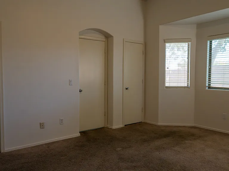 45513 W Sky Ln — Photo 17