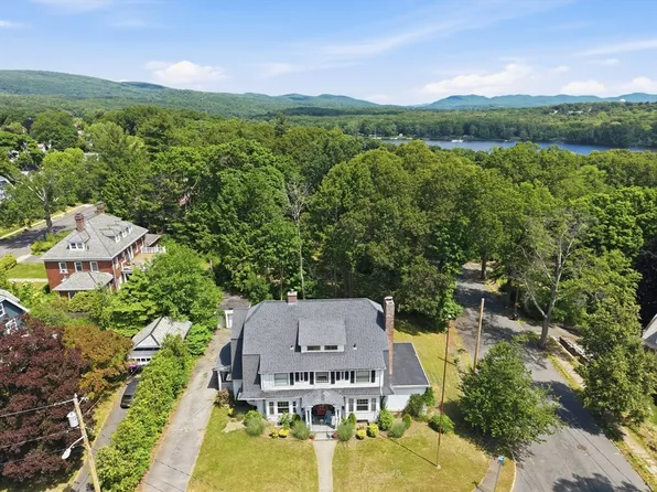 45 Yale St, Holyoke, MA 01040