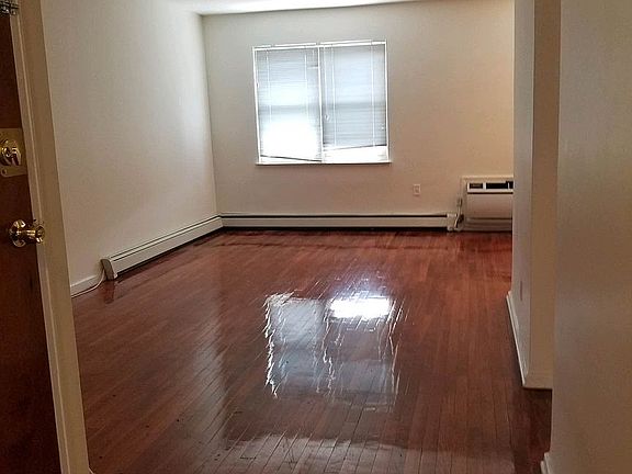 3rd image of 7315 31st Ave #2