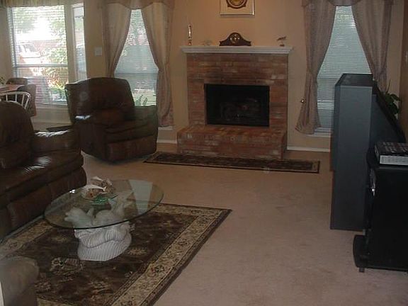 2nd image of 2505 Pecan Meadow Dr