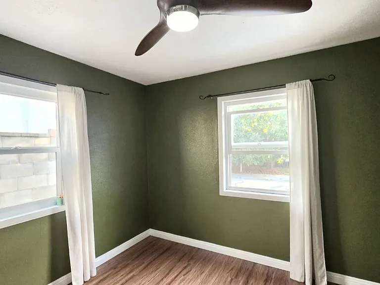 18813 Cairo Ave — Photo 3