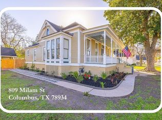 809 Milam St, Columbus, TX 78934