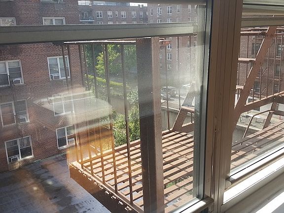 5th image of 14325 41st Ave APT 209