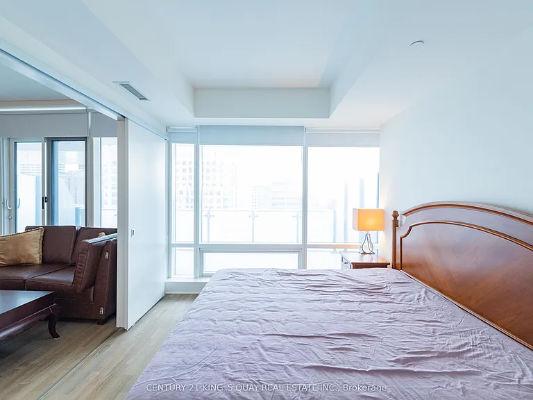 1 Bloor St E #1708 — Photo 14