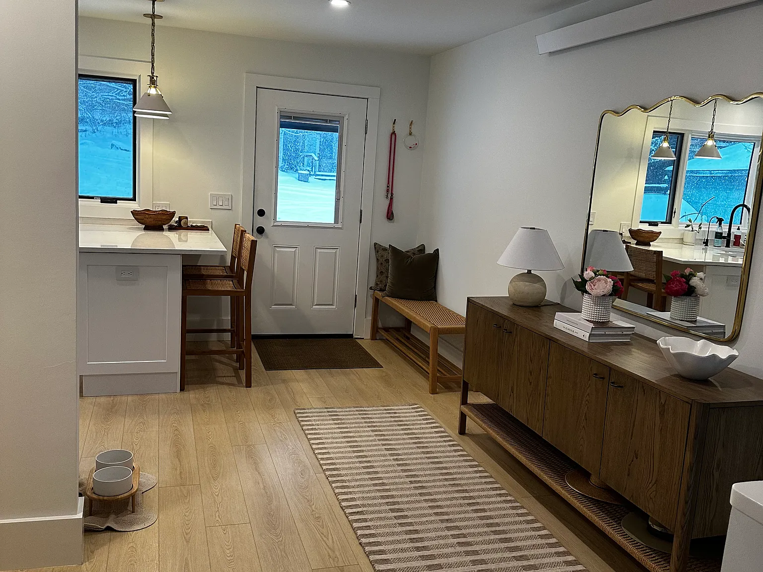 2 bed, 1.5 bath, 1250 sqft, $7,500 — Photo 3