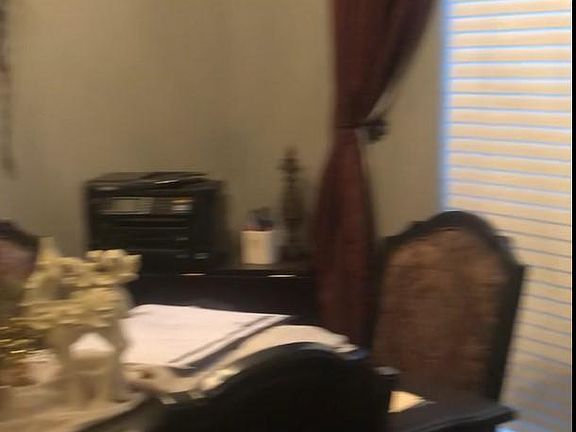 2nd image of 3117 Fox Hollow Dr