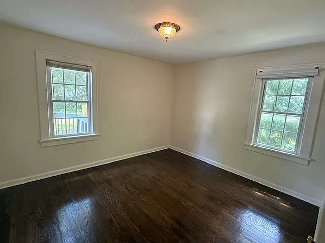 514 N Court St — Photo 15