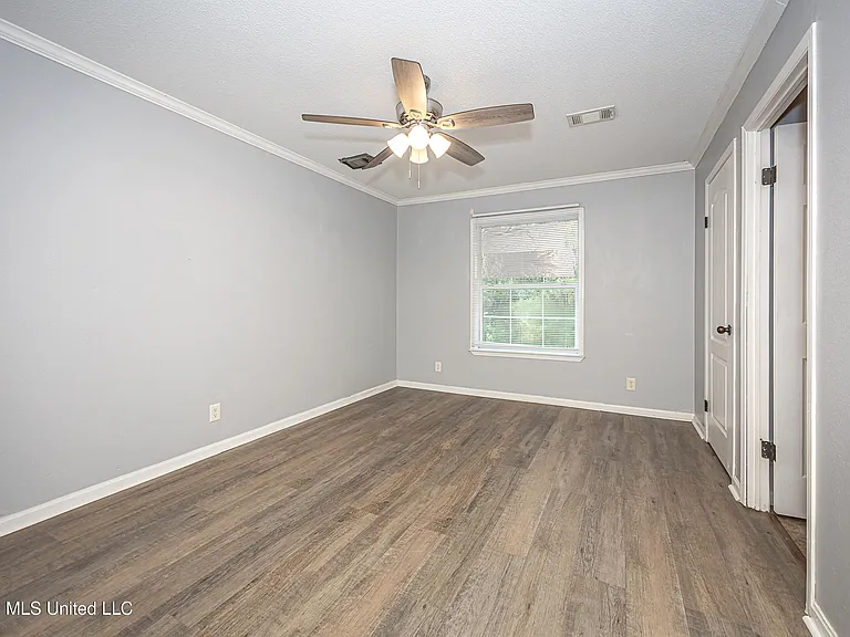 6003 E Lamar St — Photo 24