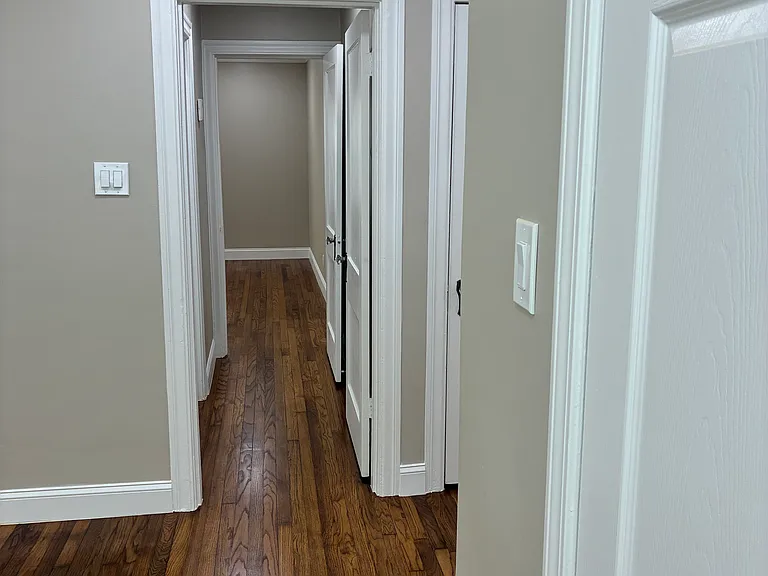 4805 Capitol Ave — Photo 16
