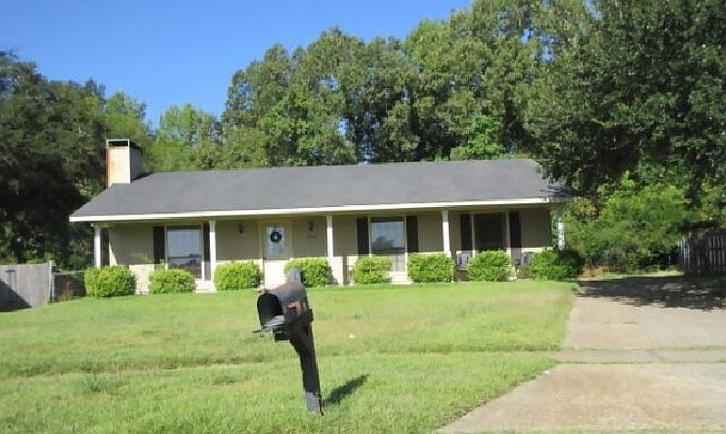 1st image of 4819 Bramble Way