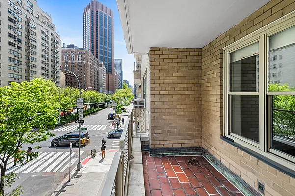 Rented by Rudin Management Company, Inc. | media 27