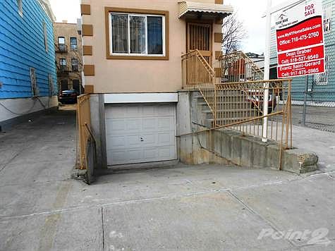 Garage and Private Driveway