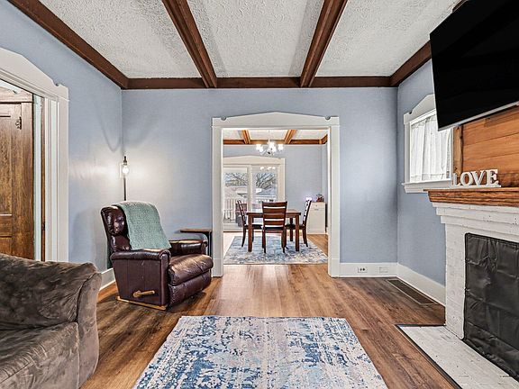 4th image of 2520 Roys Ave SW