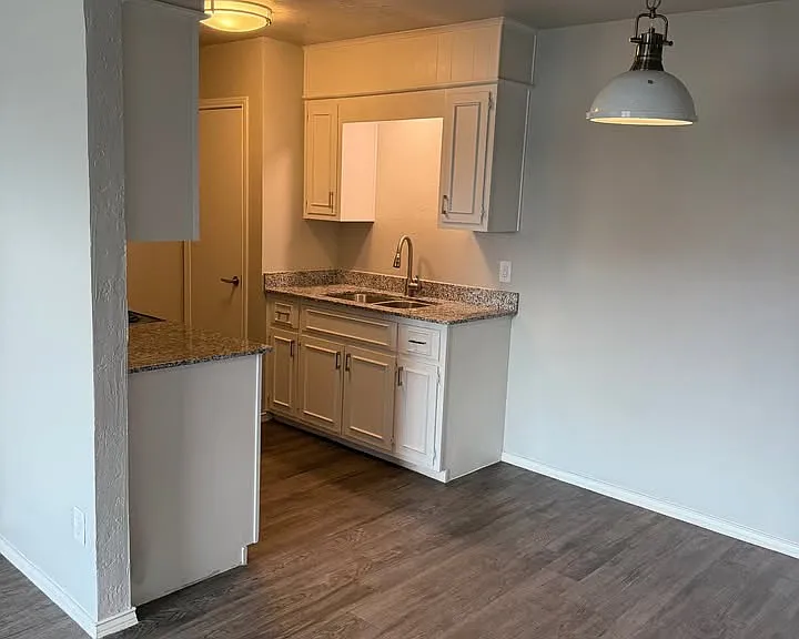 501 Industrial Dr W #501 — Photo 9