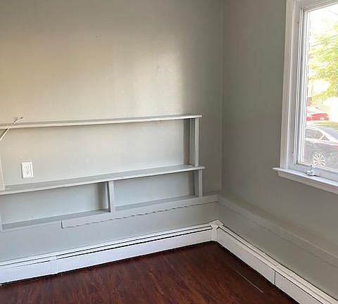 4th image of 97-24 106th St #1