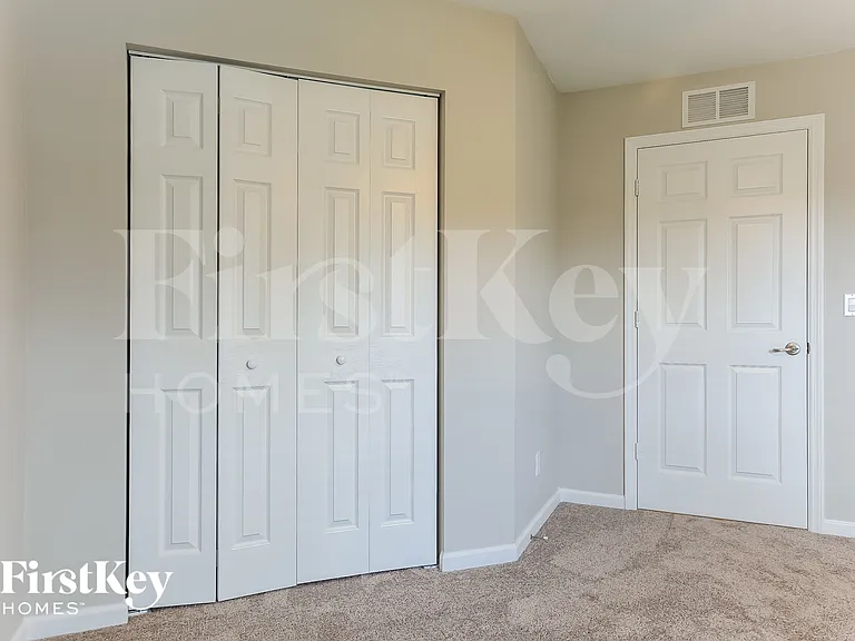 729 SW Estate Ave — Photo 10