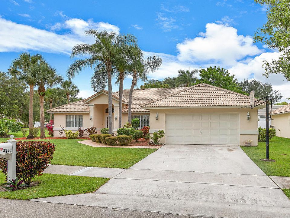 1st image of 3755 Beachwood Dr