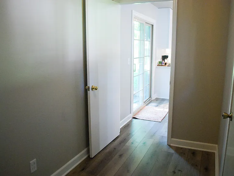 1108 Royal Dr — Photo 19