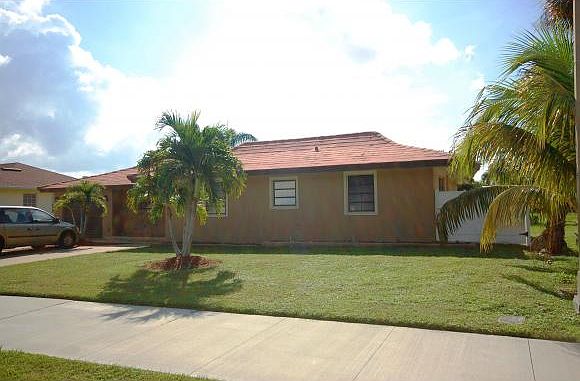 1st image of 363 Yellowbird St