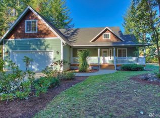 251 E Susan Ln, Union, WA 98592