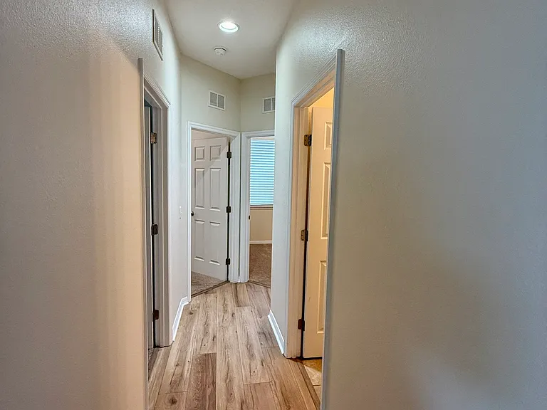 811 Krenson Woods Ln — Photo 19