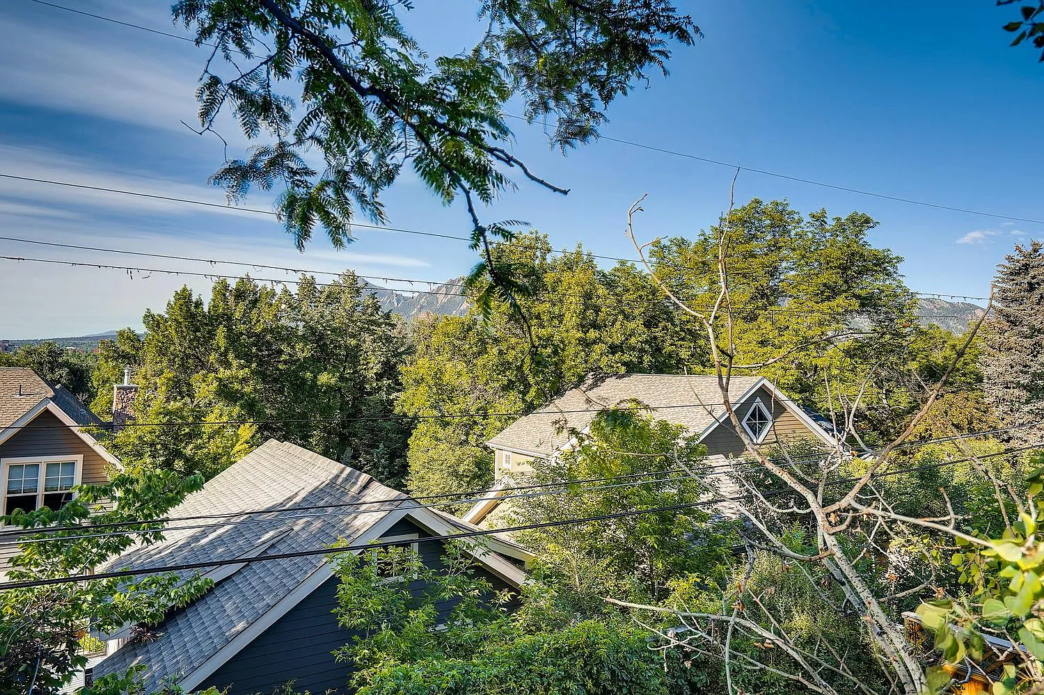 2380 Panorama Ave — Photo 3
