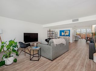 946 NE 27th Ave #946, Hallandale, FL 33009