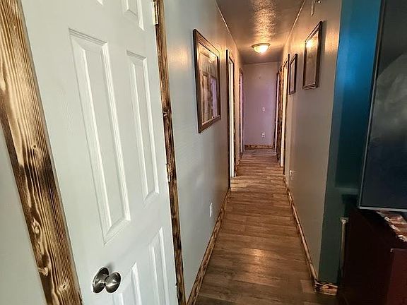 3rd image of 535 Clearview Ln