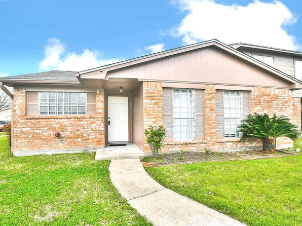 13050 Clarewood Drive, Houston, TX 77072