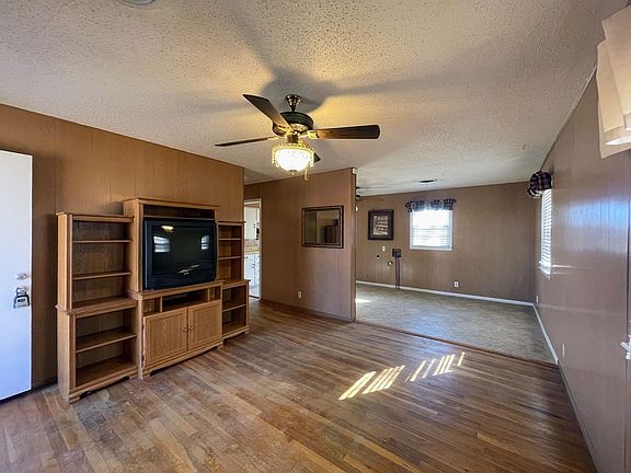 4th image of 1105 S 12th St