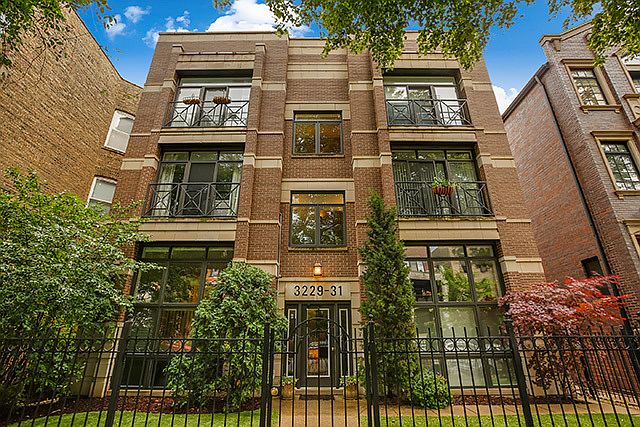 1st image of 3231 N Clifton Ave #2