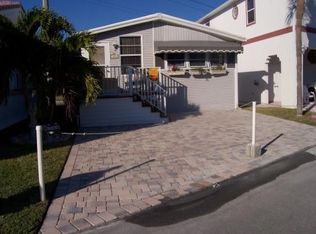 824 Nettles Blvd, Jensen Beach, FL 34957