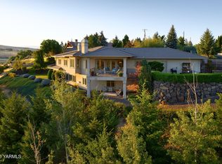 660 Noble Hill Rd, Yakima, WA 98908