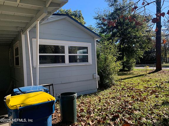 4th image of 1751 CLYDE Street