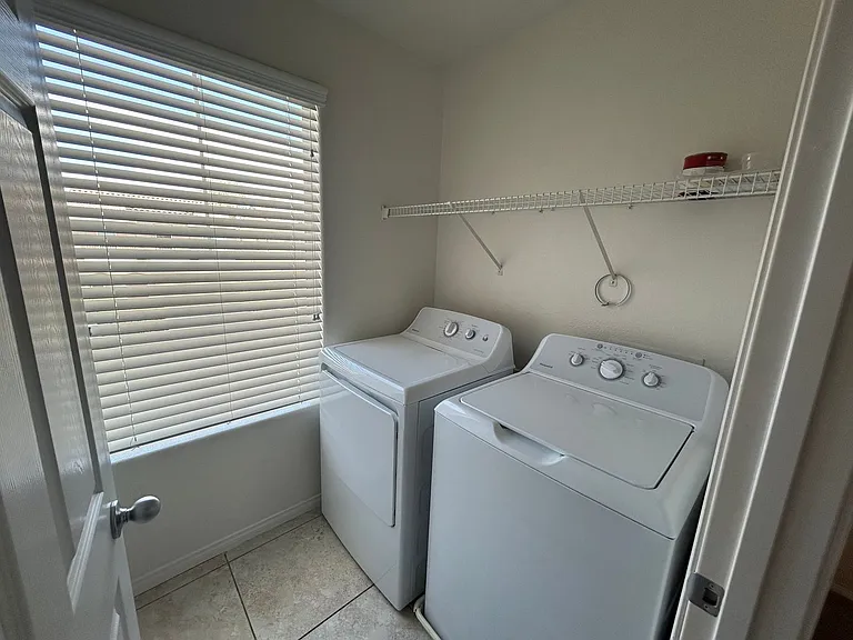 5553 Chapin Mesa Ave — Photo 13