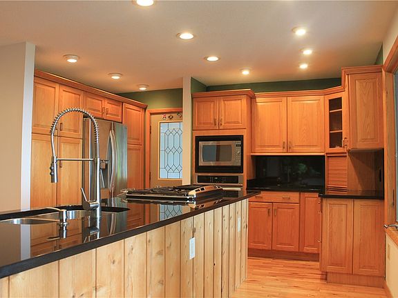 2nd image of 310 Prospect Dr