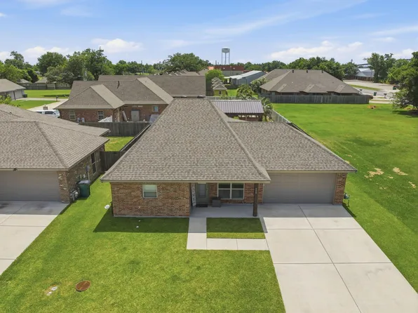 800 Dewey St, Westlake, LA 70669