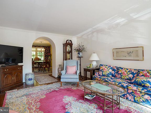 4th image of 3170 Cantrell Ln