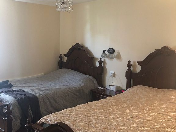 3rd image of 140-55 Burden Cres #4D