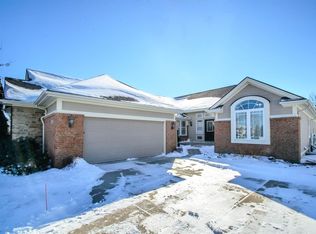 2219 Old Falls Dr, Ann Arbor, MI