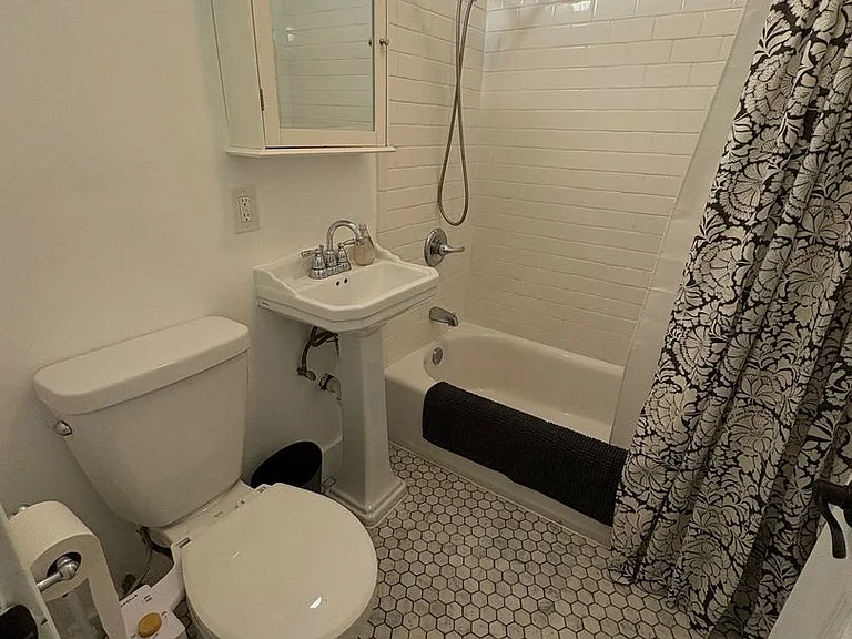 4167 Oakwood Ave — Photo 16