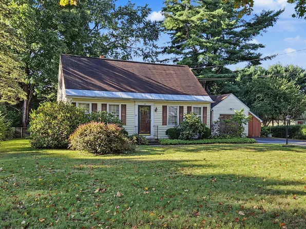 170 Barton Rd, Greenfield, MA 01301