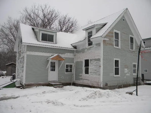 19 Depot Street, Mattawamkeag, ME 04459