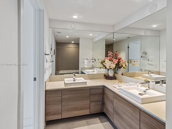 5th image of 1080 Brickell Ave #35